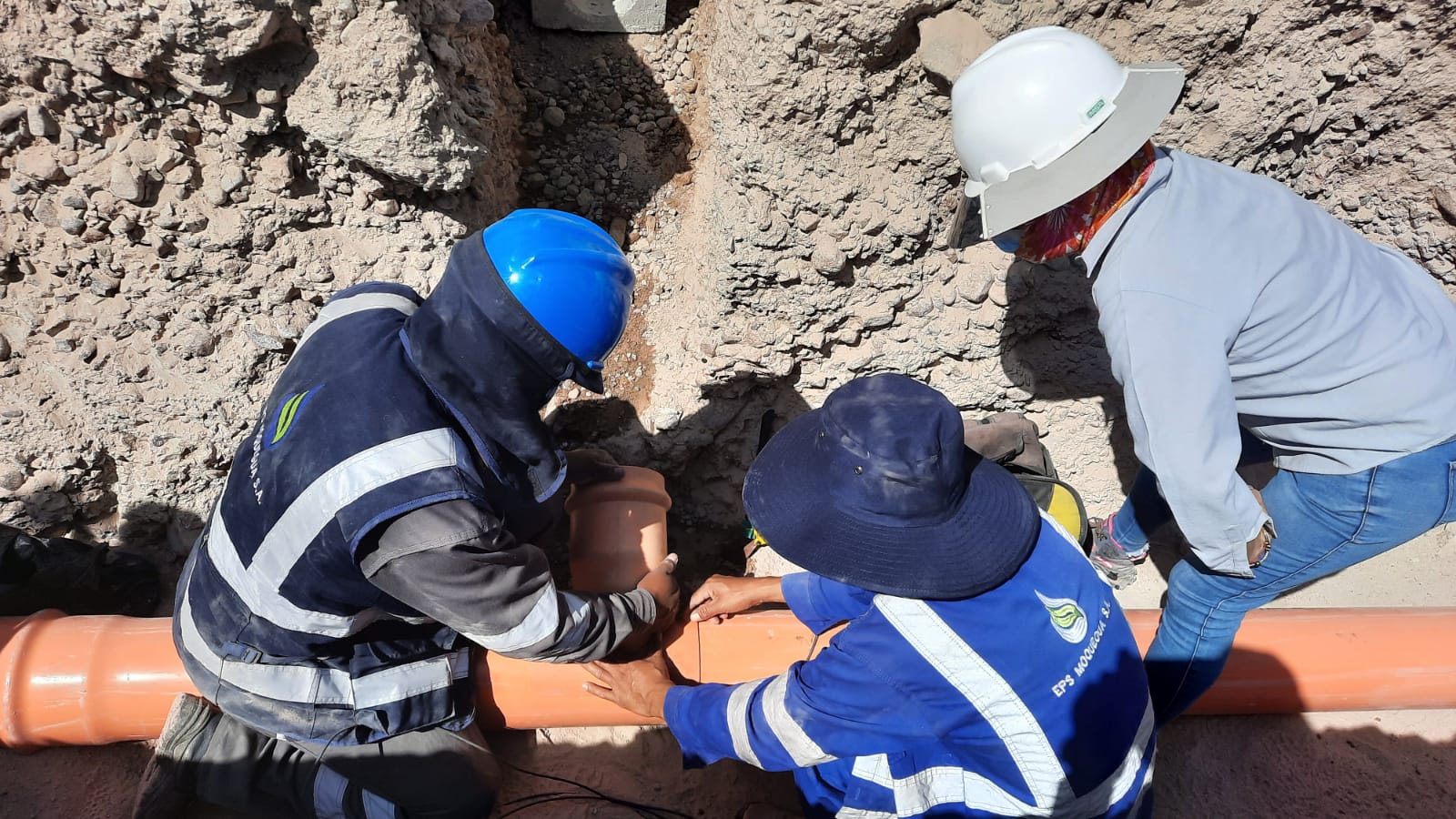 Más de 300 personas se beneficiaron con la ejecución por convenio de 6 obras de saneamiento